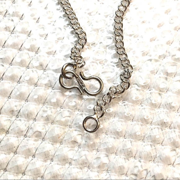 Peridot green crystal Victorian style necklace - Picture 6 of 7